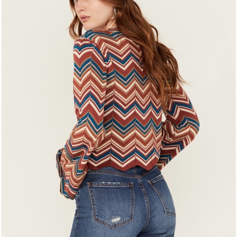 Zigzag Patterned 70s Inspired Retro Vibe Bell Sle… - image 4